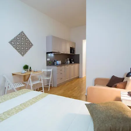 Modern Pricna 4 Prague
