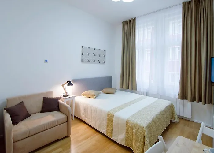 Modern Pricna 4 *